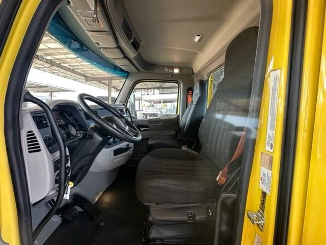 2021 Peterbilt 579 in San Antonio, TX — photo 12