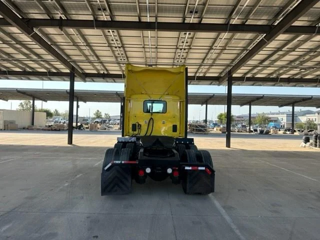 2021 Peterbilt 579 in San Antonio, TX — photo 5