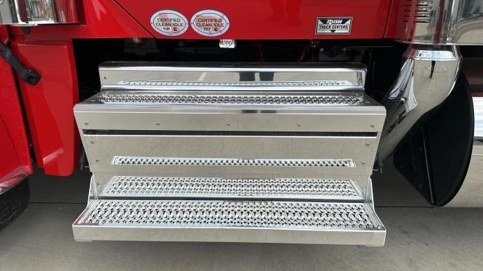 2026 Peterbilt 589 — photo 12