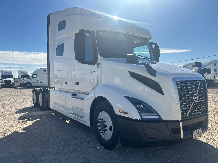 2024 Volvo VNL 760 in Amarillo, TX