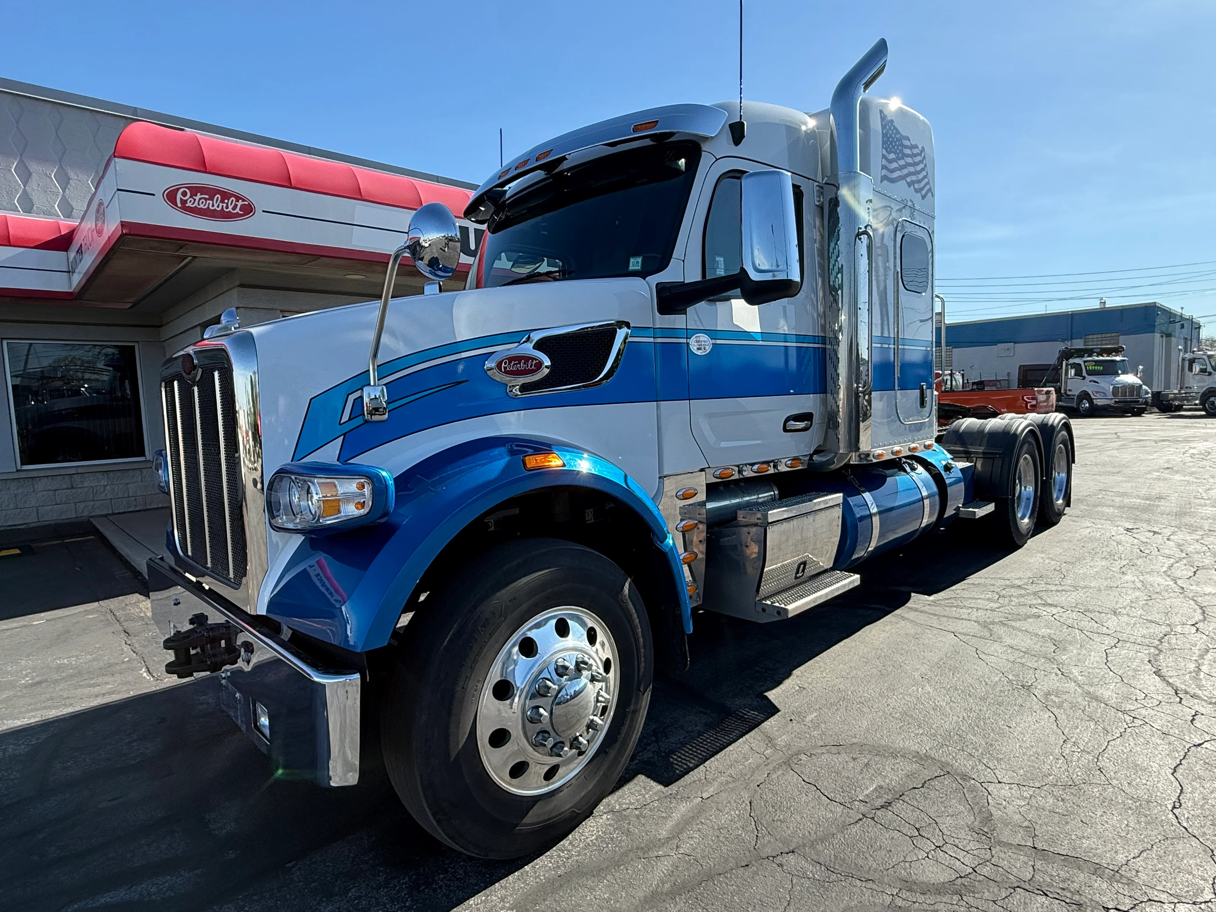 2025 Peterbilt 567 in Buffalo, NY — photo 13