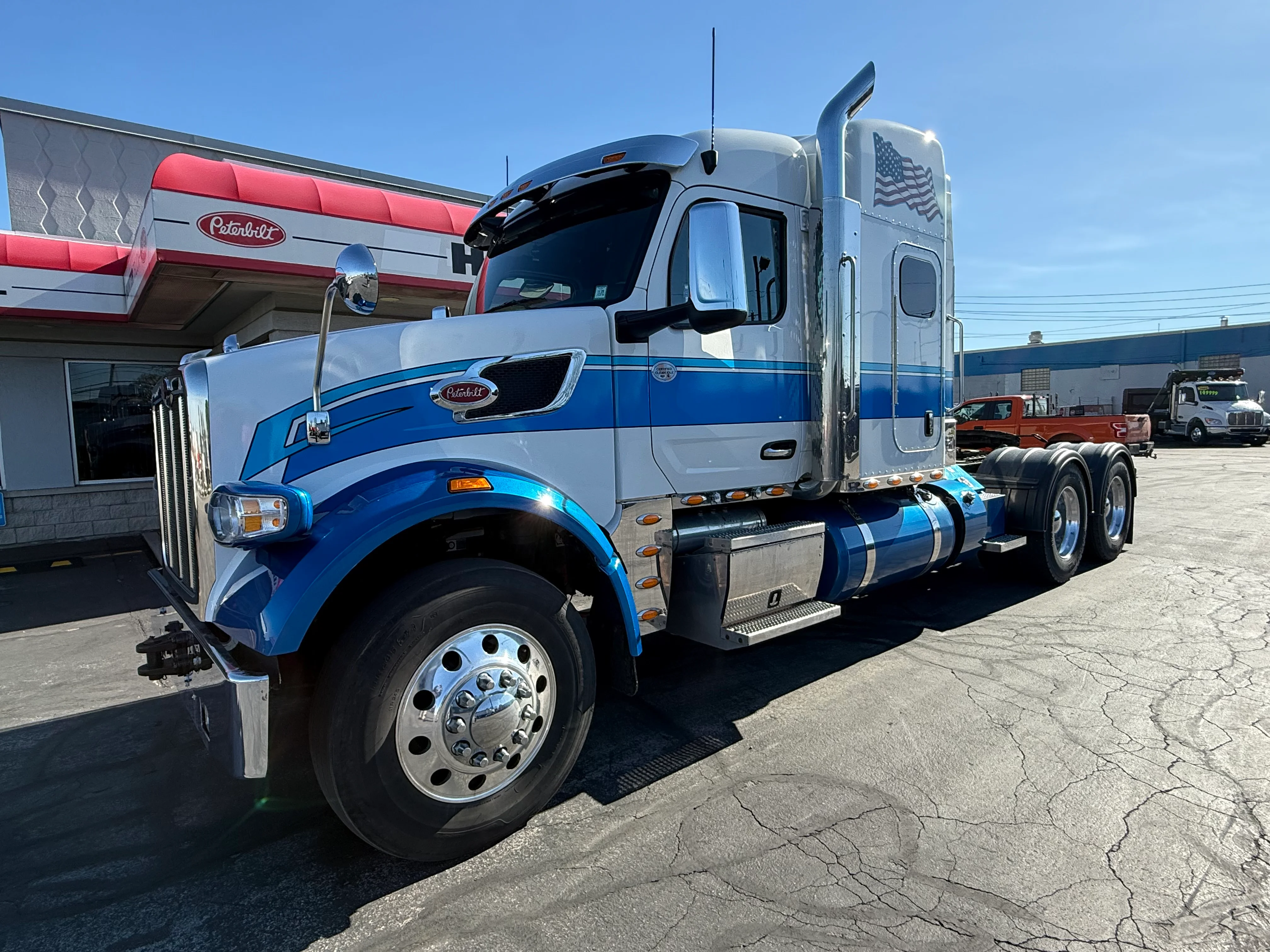 2025 Peterbilt 567 in Buffalo, NY — photo 14