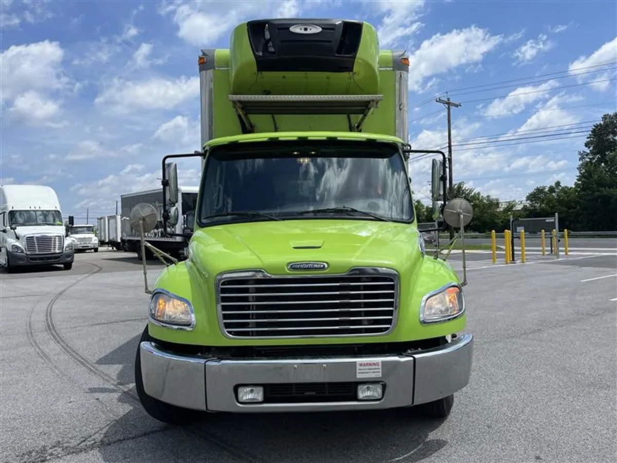 2020 Freightliner M2 106 in Beltsville, MD — photo 2
