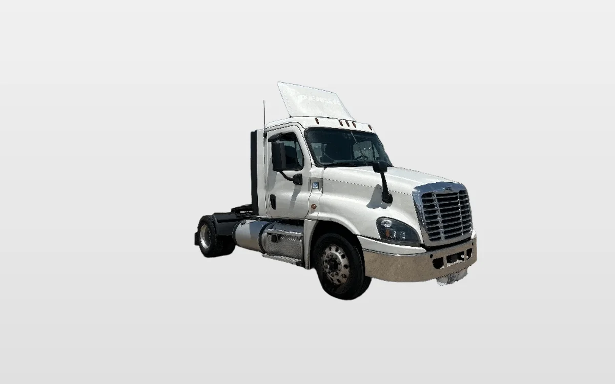 2019 Freightliner - image 1