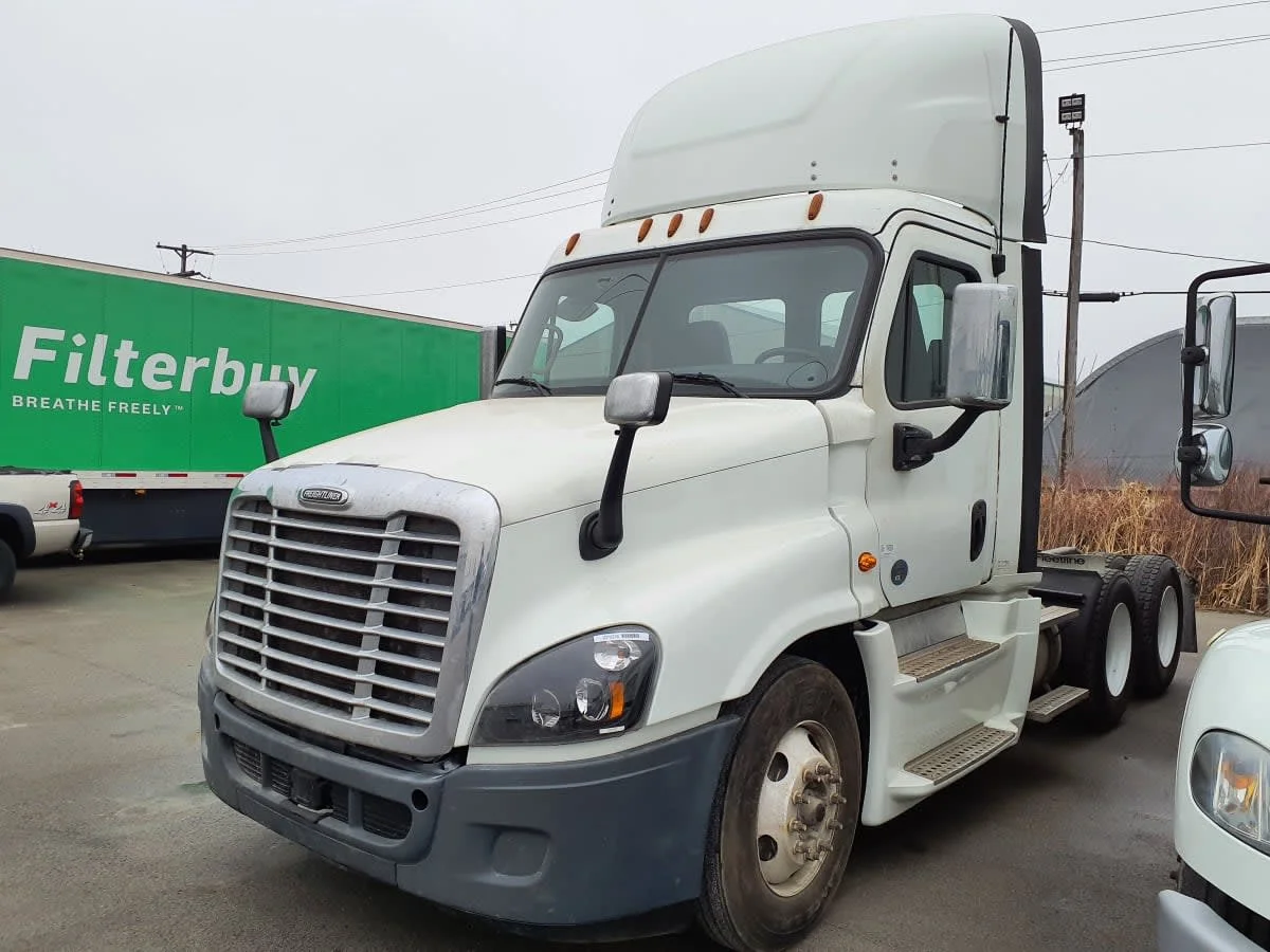 2018 Freightliner Cascadia in Indianapolis, IN