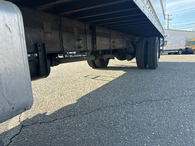 2019 Hino 268 in West Babylon, NY — photo 5