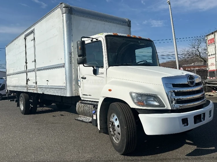 2019 Hino 268 in West Babylon, NY