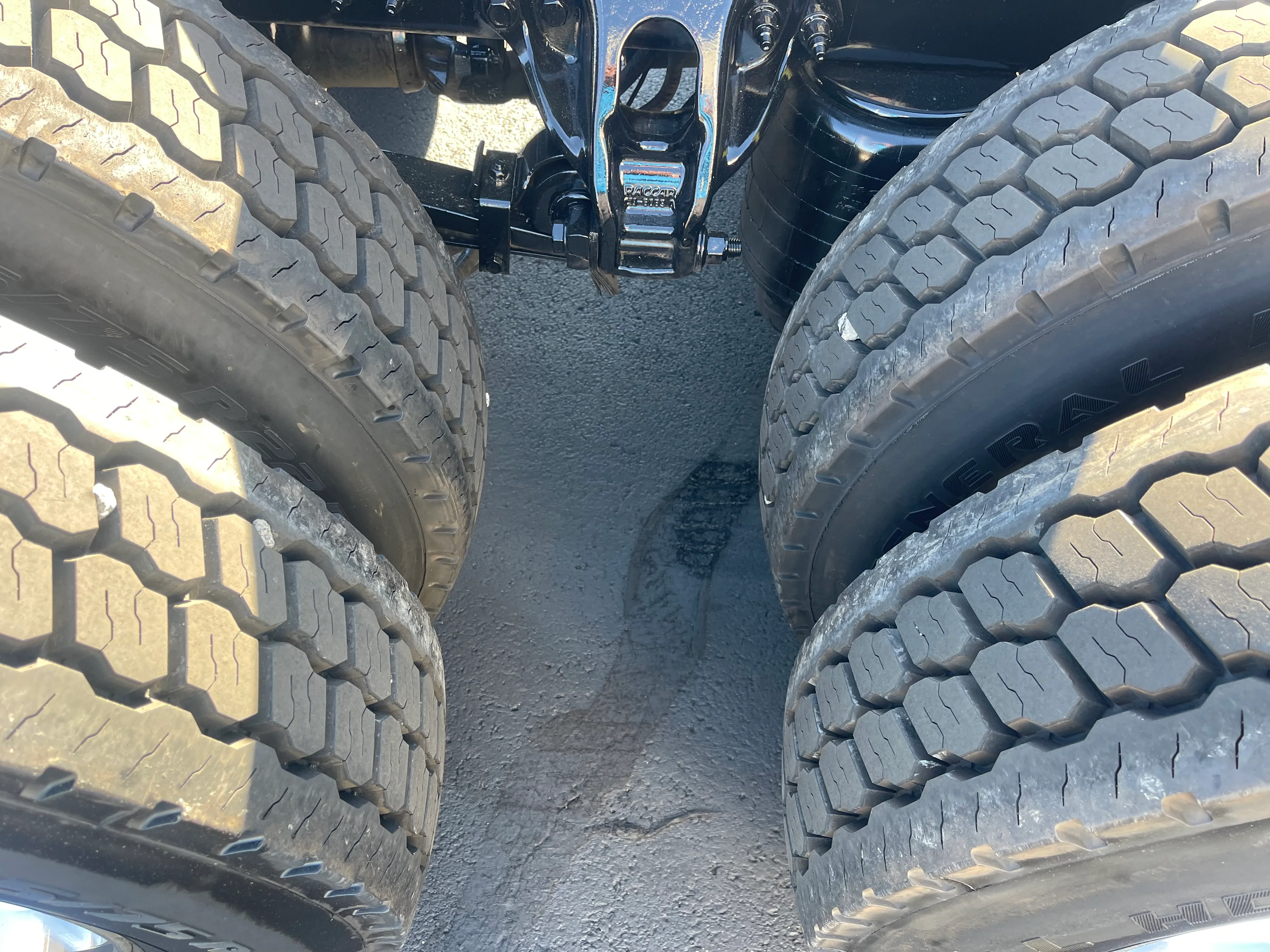 2021 Peterbilt 579 - image 12