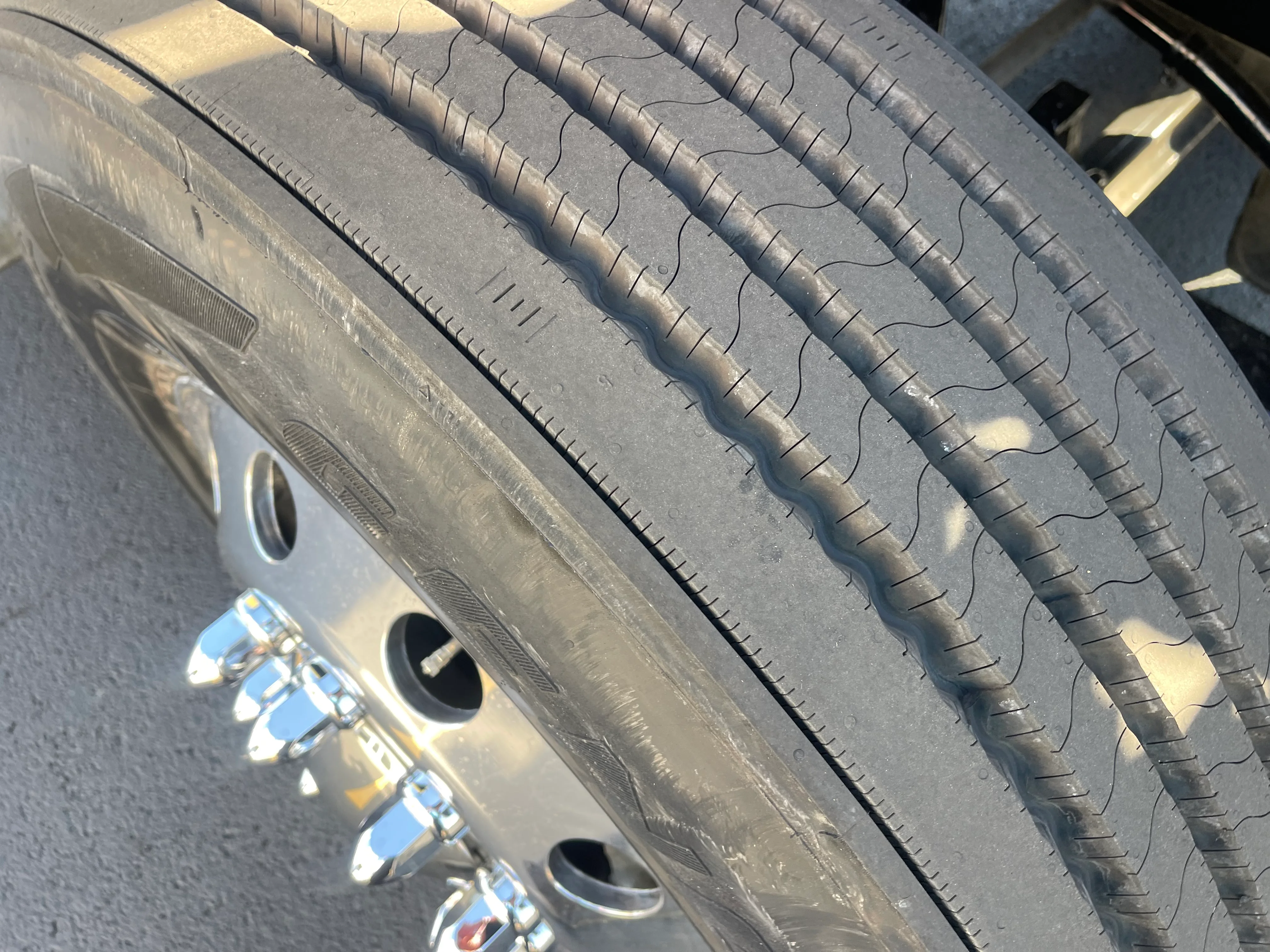 2021 Peterbilt 579 - image 11