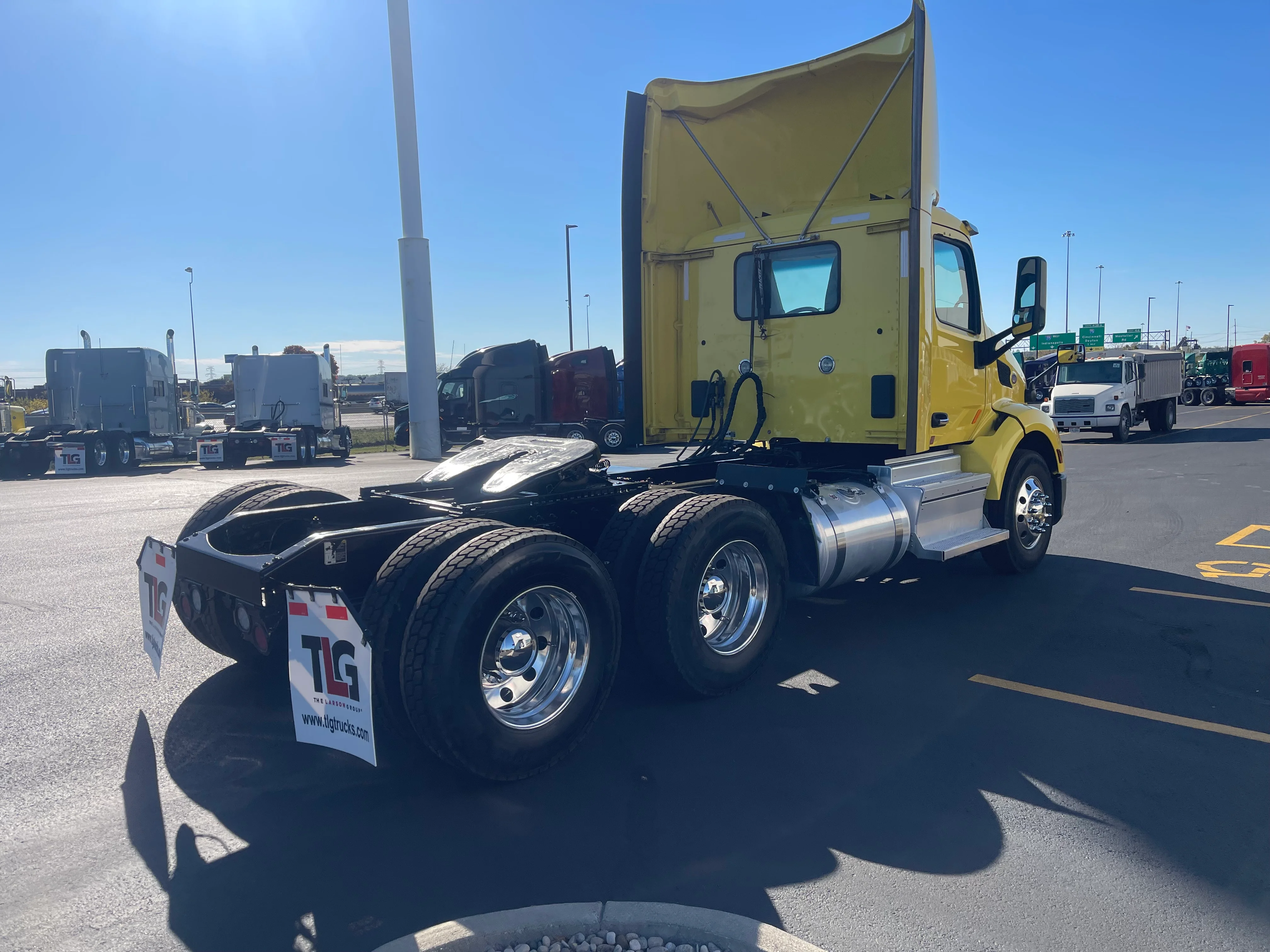2021 Peterbilt 579 - image 5