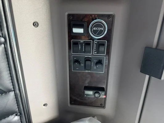 2027 Kenworth W900 in Ankeny, IA — photo 12