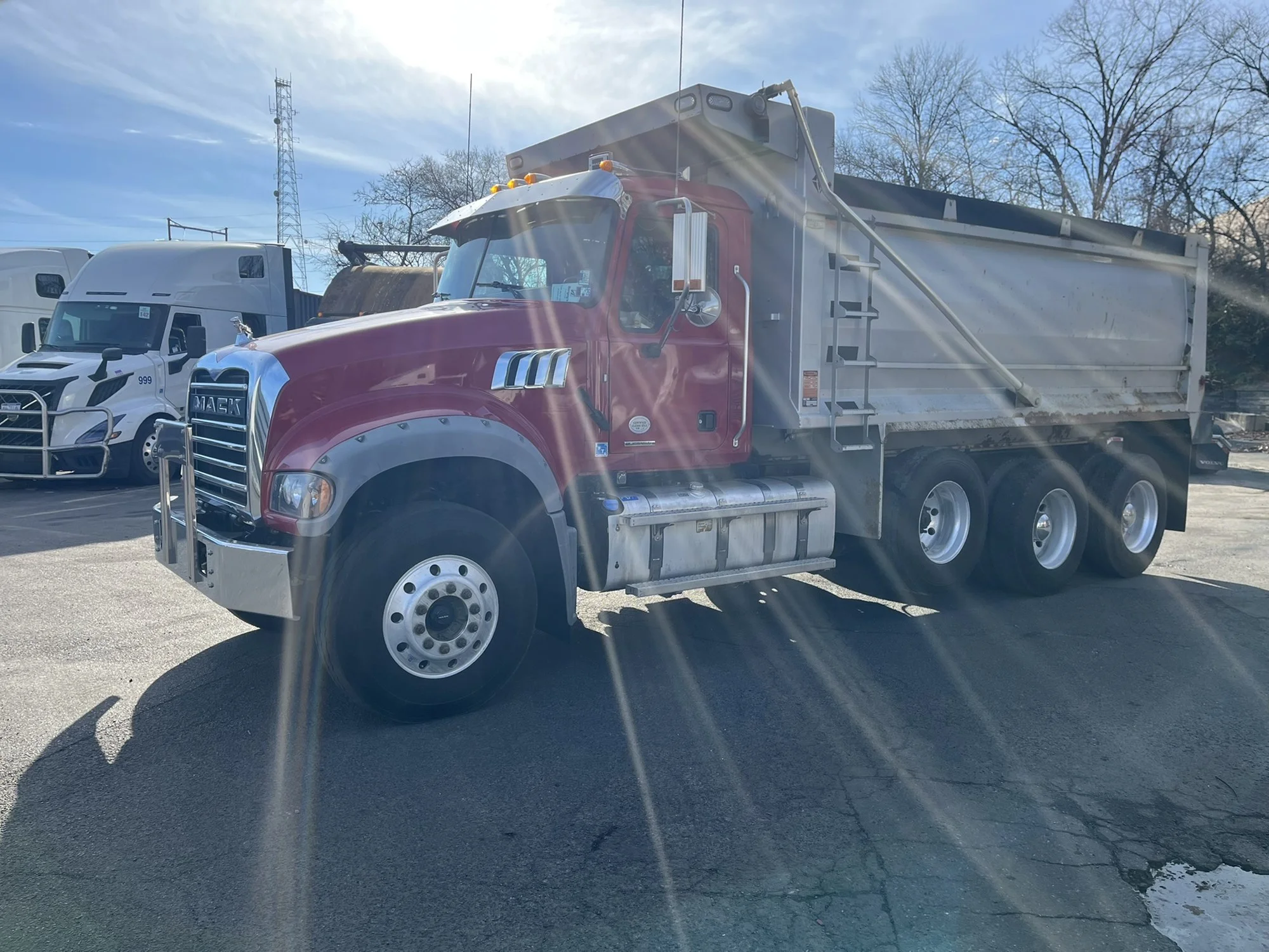 2019 Mack Granite