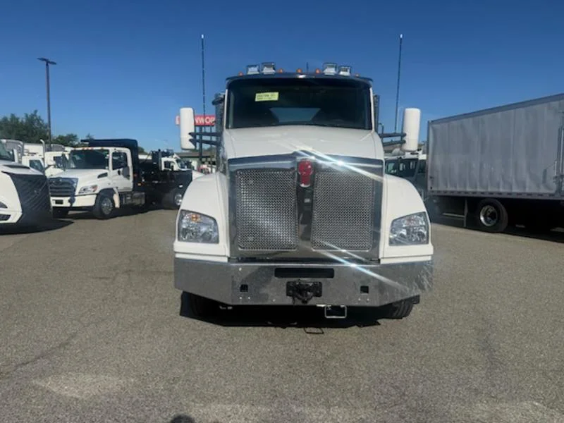 2027 Kenworth T880 in Jamaica, NY — photo 6
