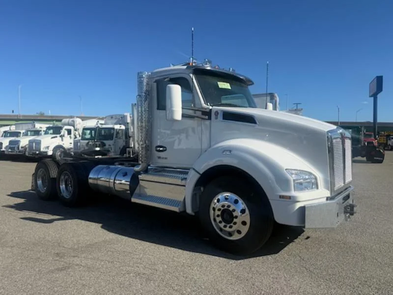 2027 Kenworth T880 in Jamaica, NY — photo 5