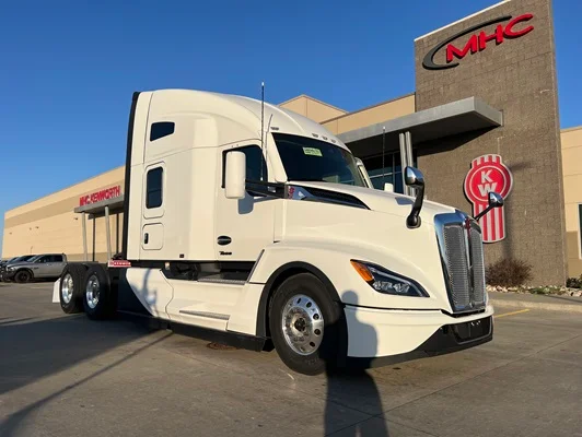 2027 Kenworth T680