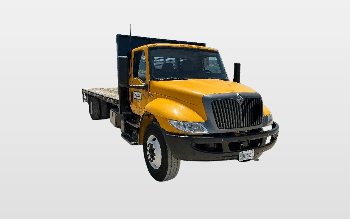 2022 International MV - image 1