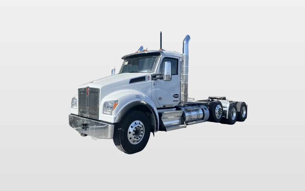 2026 Kenworth T880 - image 1