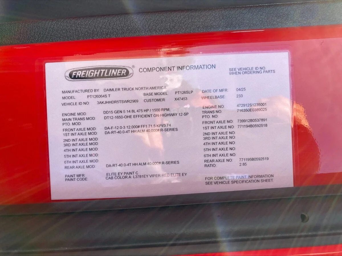2026 Freightliner Cascadia — photo 22