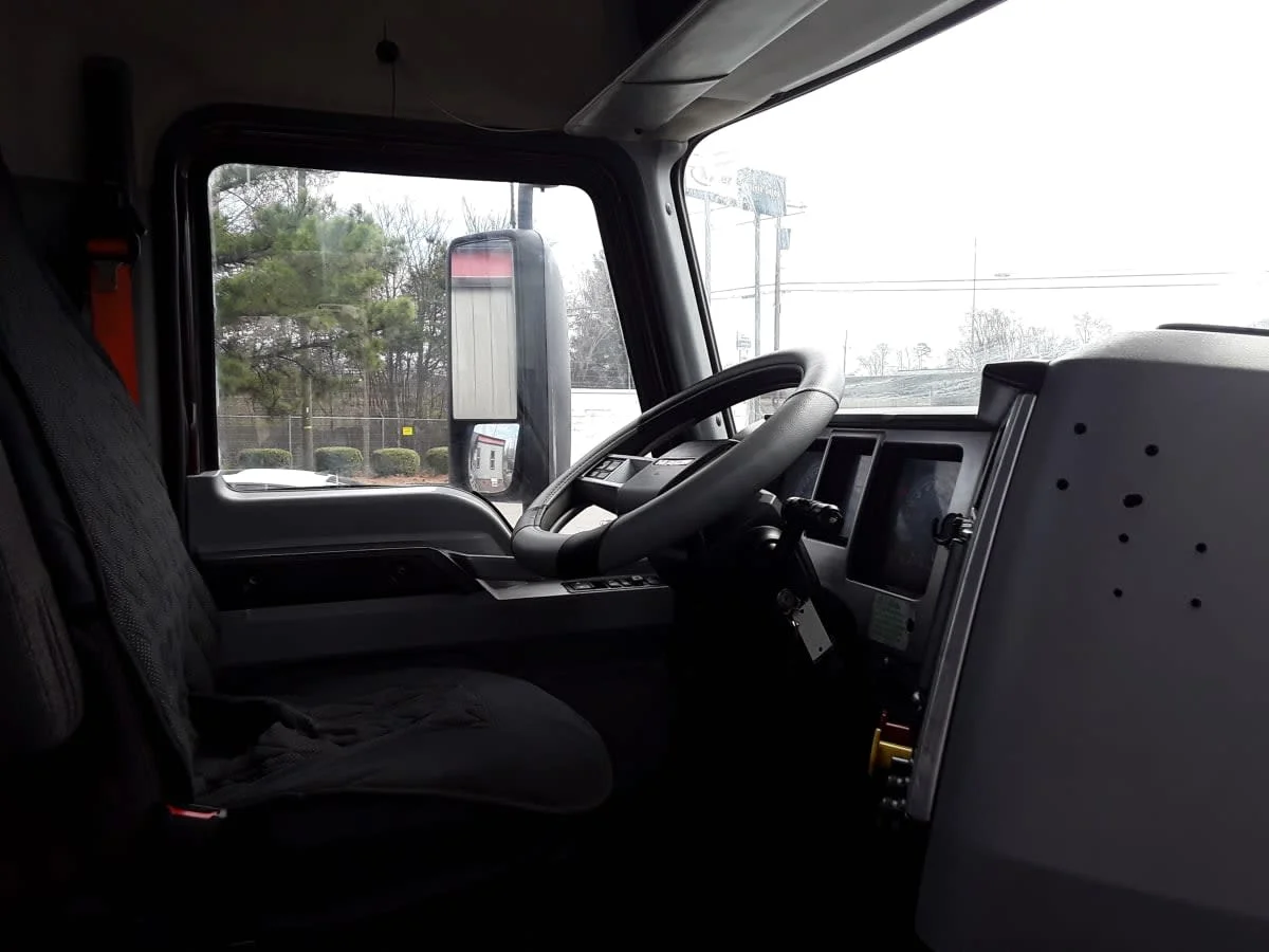 2020 Mack Anthem - image 6