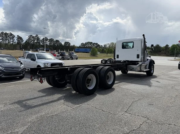 2025 Peterbilt 567 in GA — photo 3