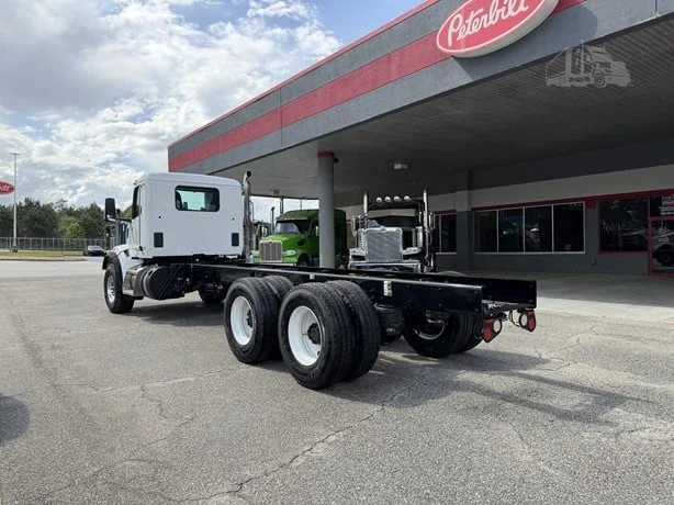 2025 Peterbilt 567 in GA — photo 2