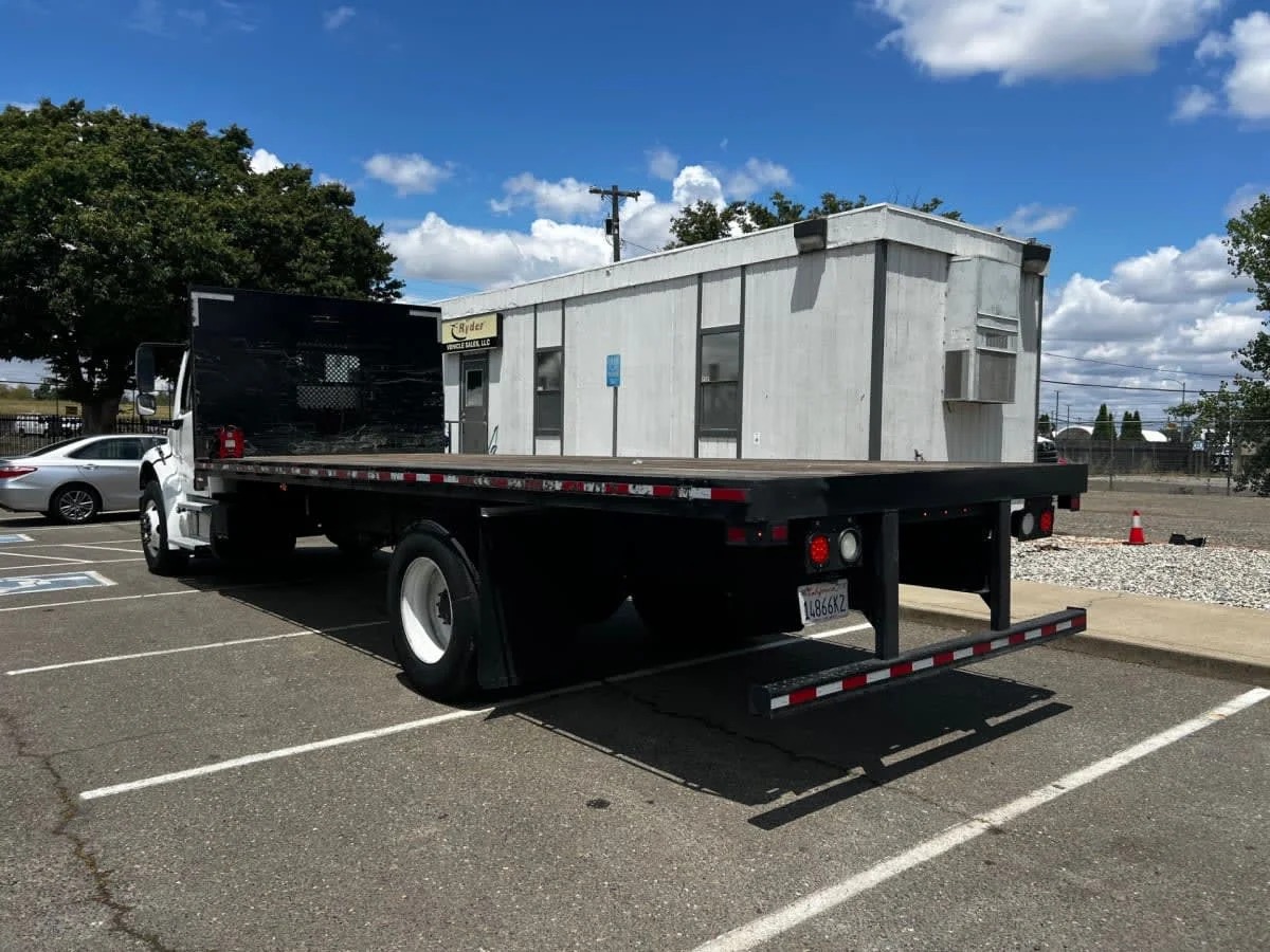 2018 Freightliner M2 106 in West Sacramento, CA — photo 6
