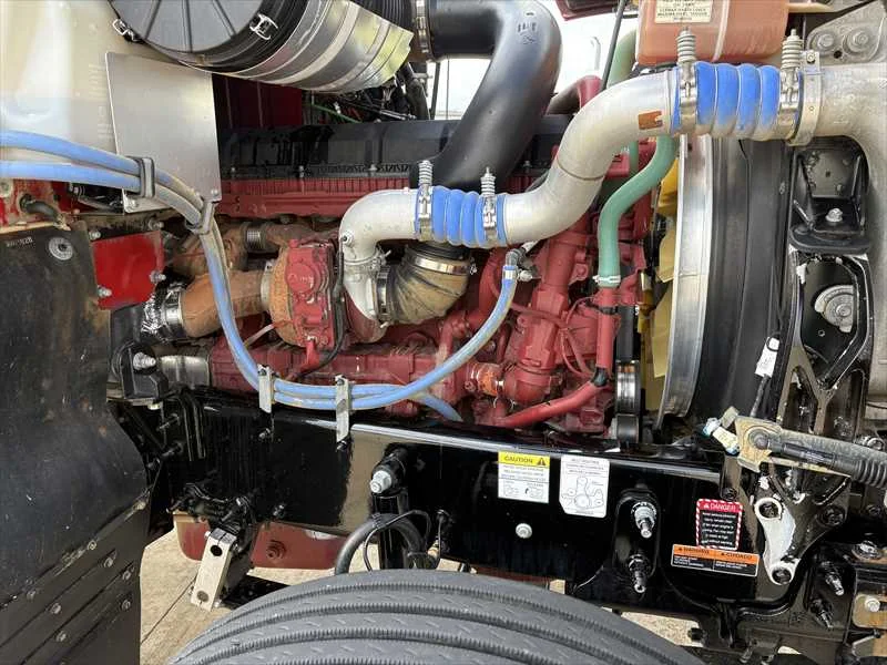 2025 Mack Pinnacle - image 11