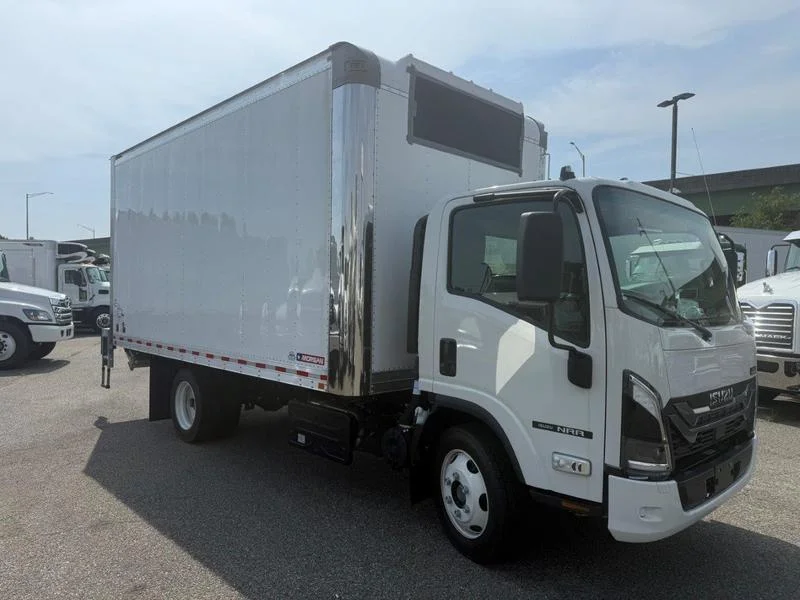 2025 Isuzu NRR in Bethpage, NY