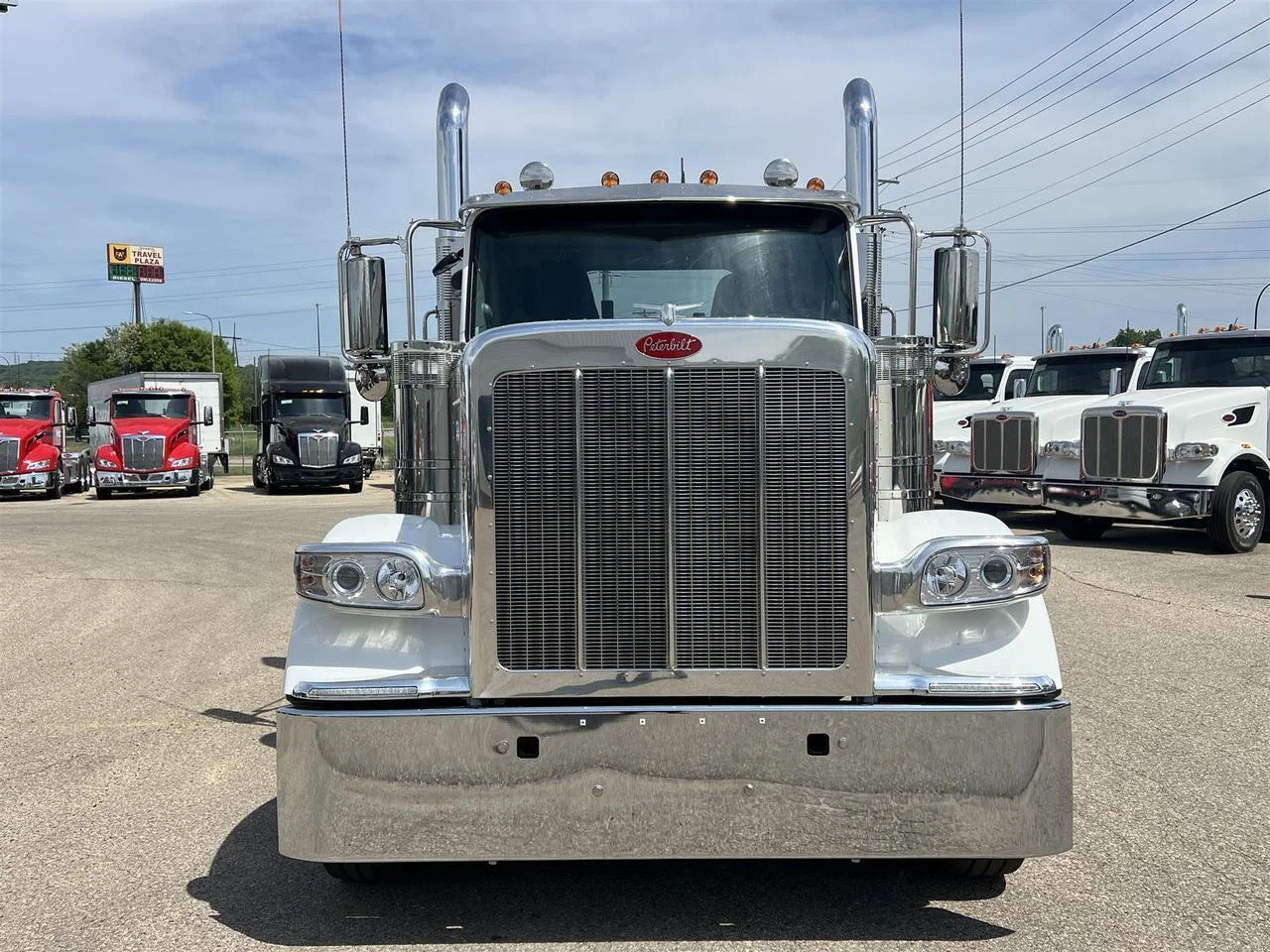 2027 Peterbilt 589 in South St. Paul, MN — photo 2