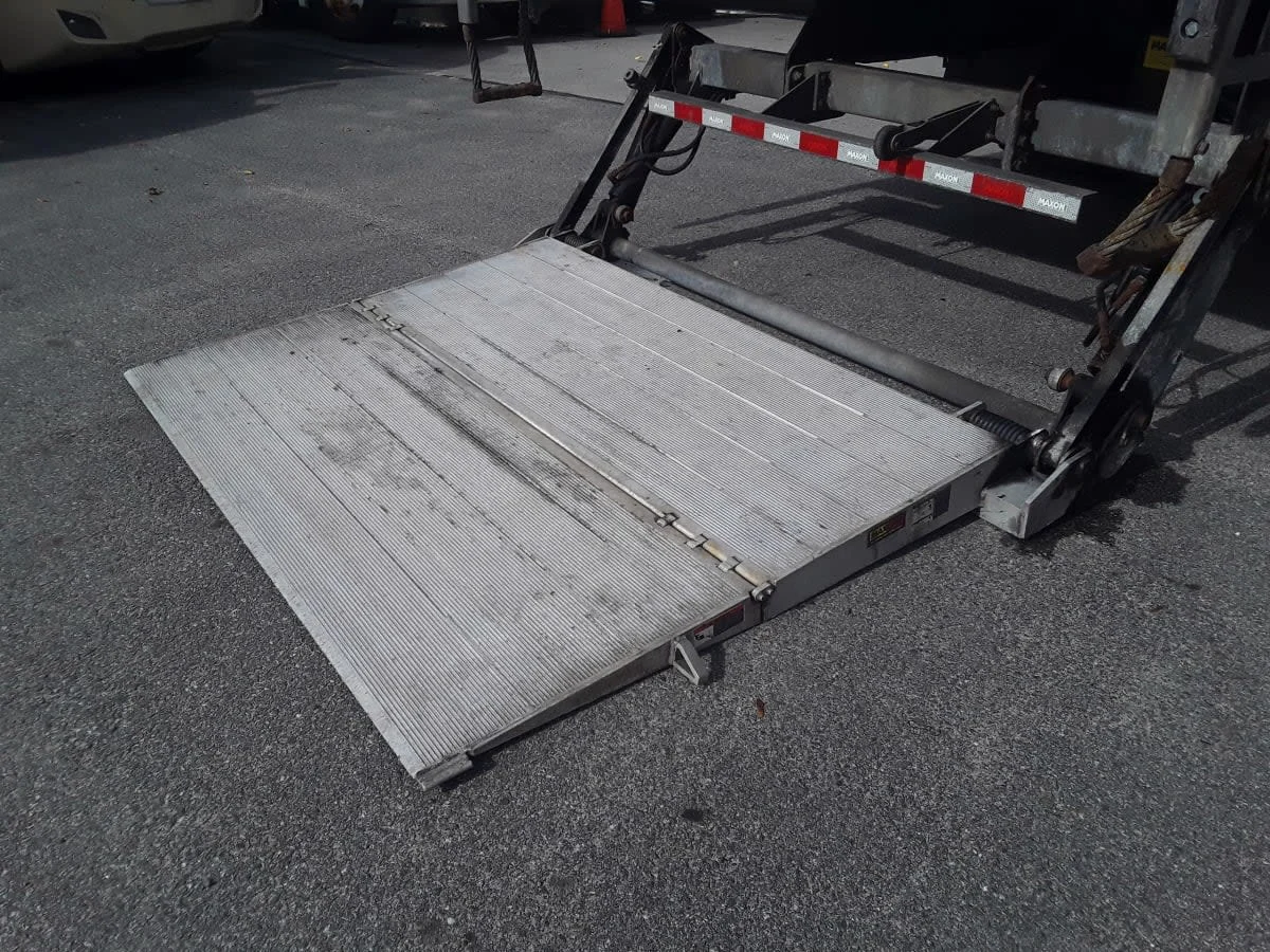 2019 International MV - image 15