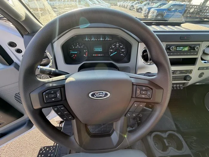2027 Ford F-650 — photo 18