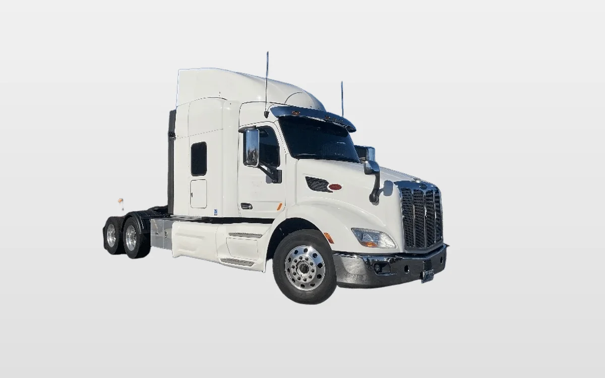 2020 Peterbilt 579 - image 1