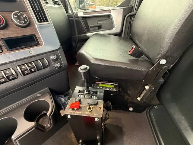 2023 Western Star 49X - image 9