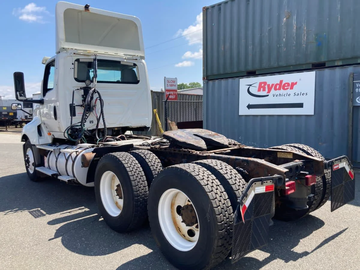 2019 International LT in Springfield, MA — photo 6
