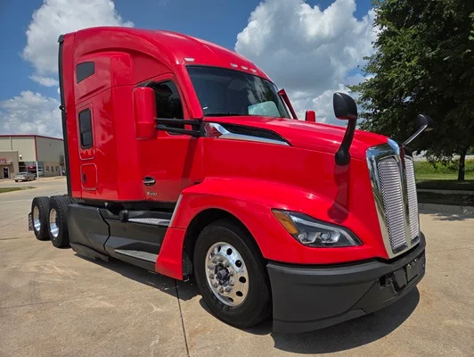 2023 Kenworth T680