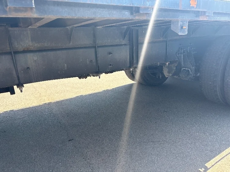 2021 International MV - image 5