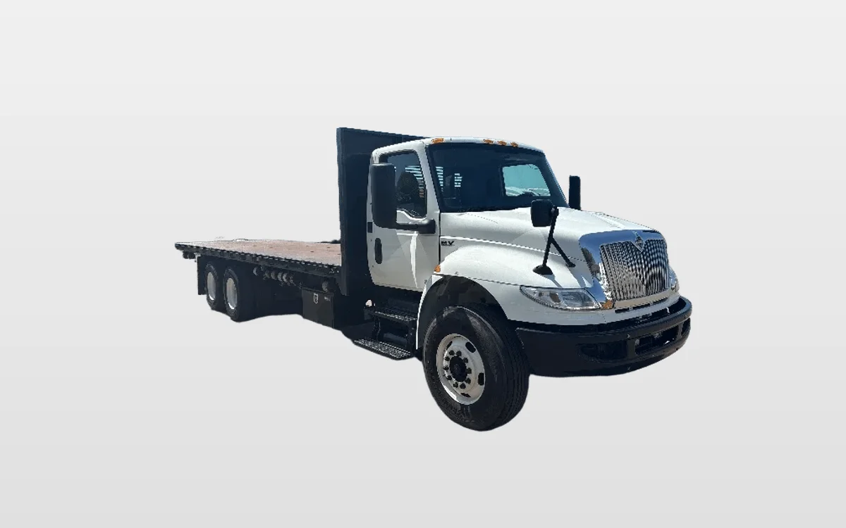 2021 International MV - image 1