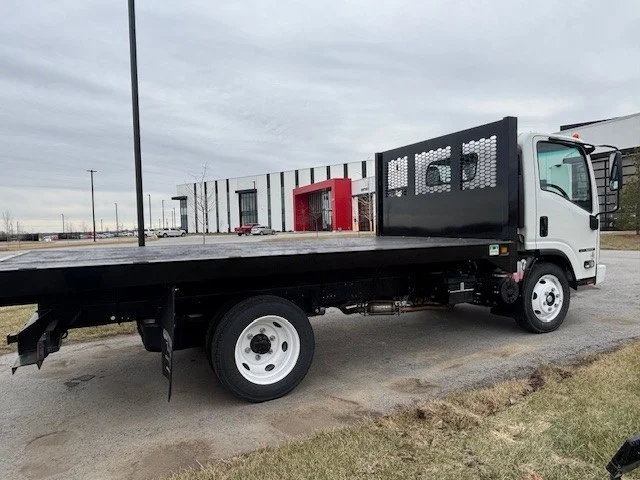 2026 Isuzu NRR in Ankeny, IA — photo 4