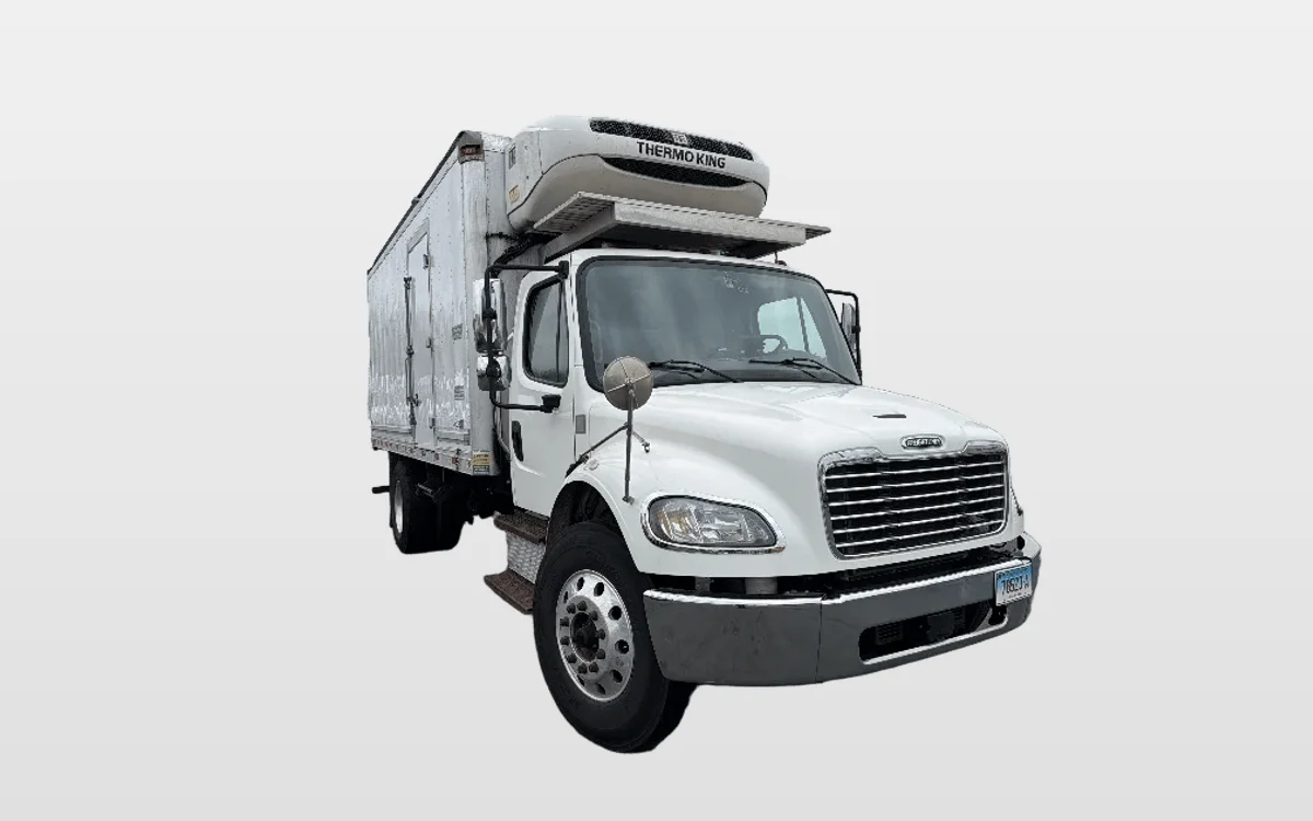 2019 Freightliner M2 106 - image 1