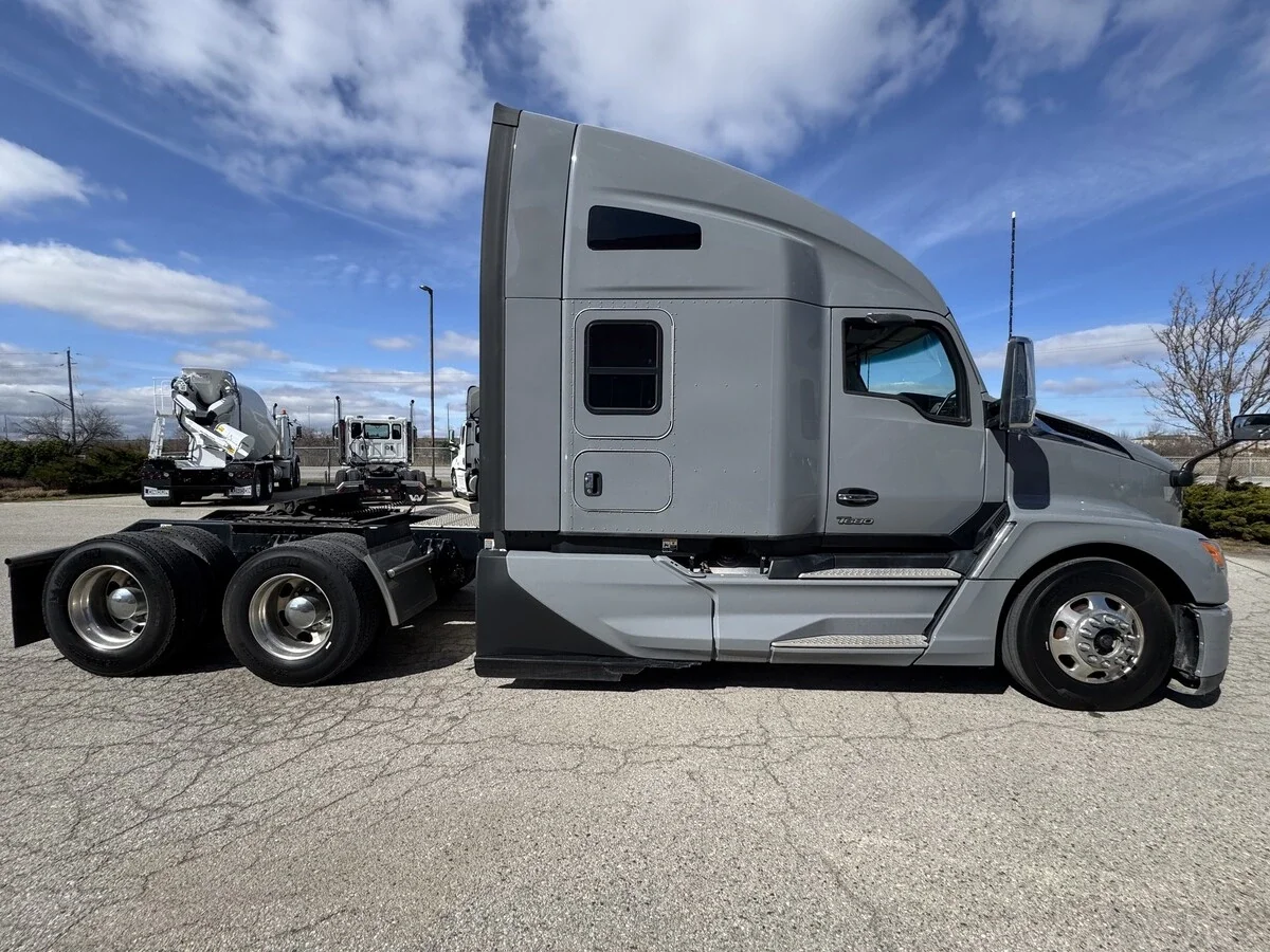 2023 Kenworth T680 - image 5