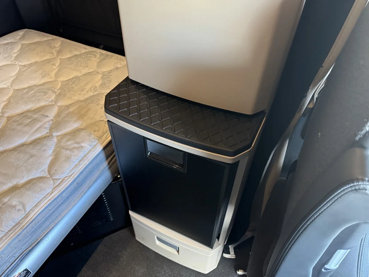 2023 Kenworth T680 - image 30