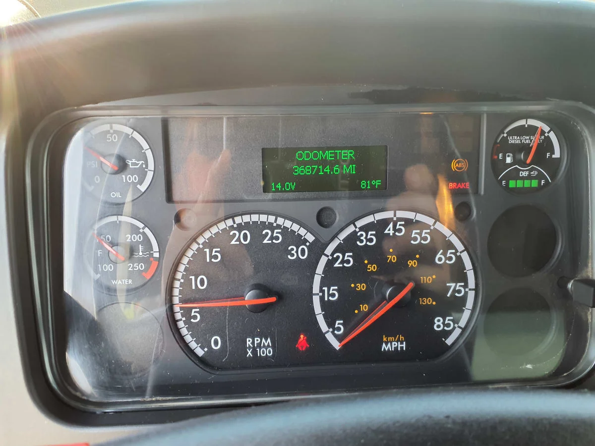 2018 Freightliner M2 106 in Indianapolis, IN — photo 12