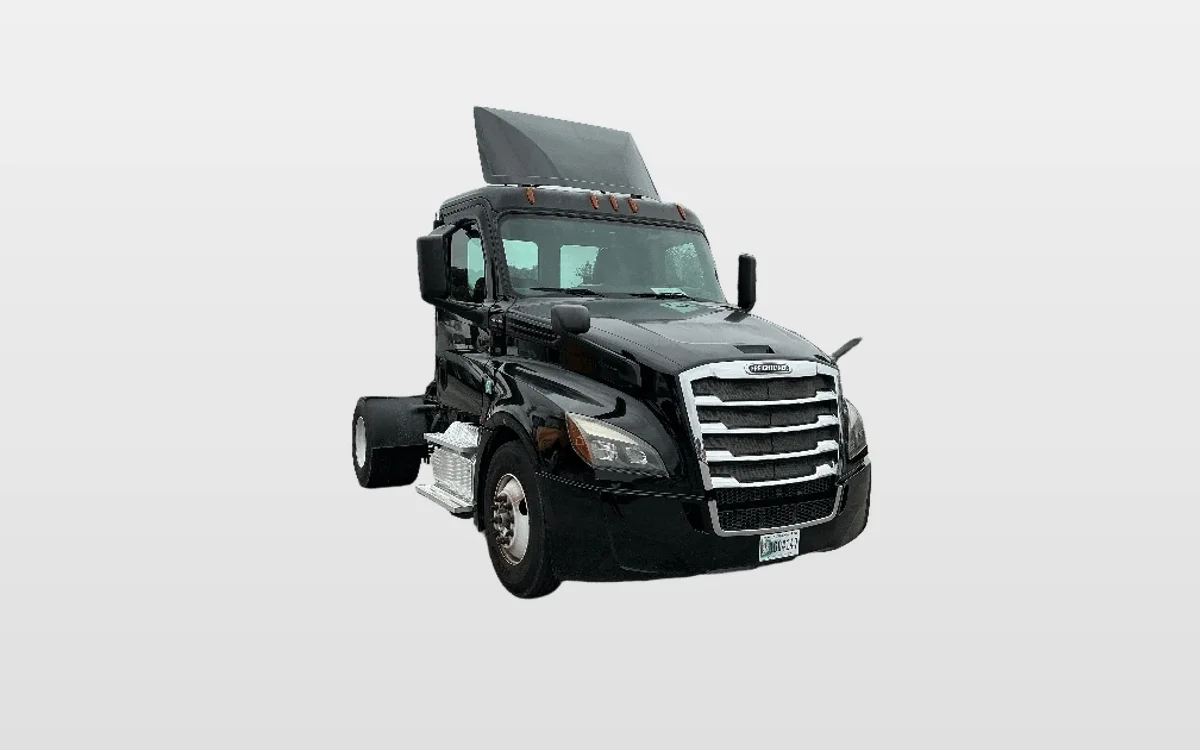 2019 Freightliner - image 1