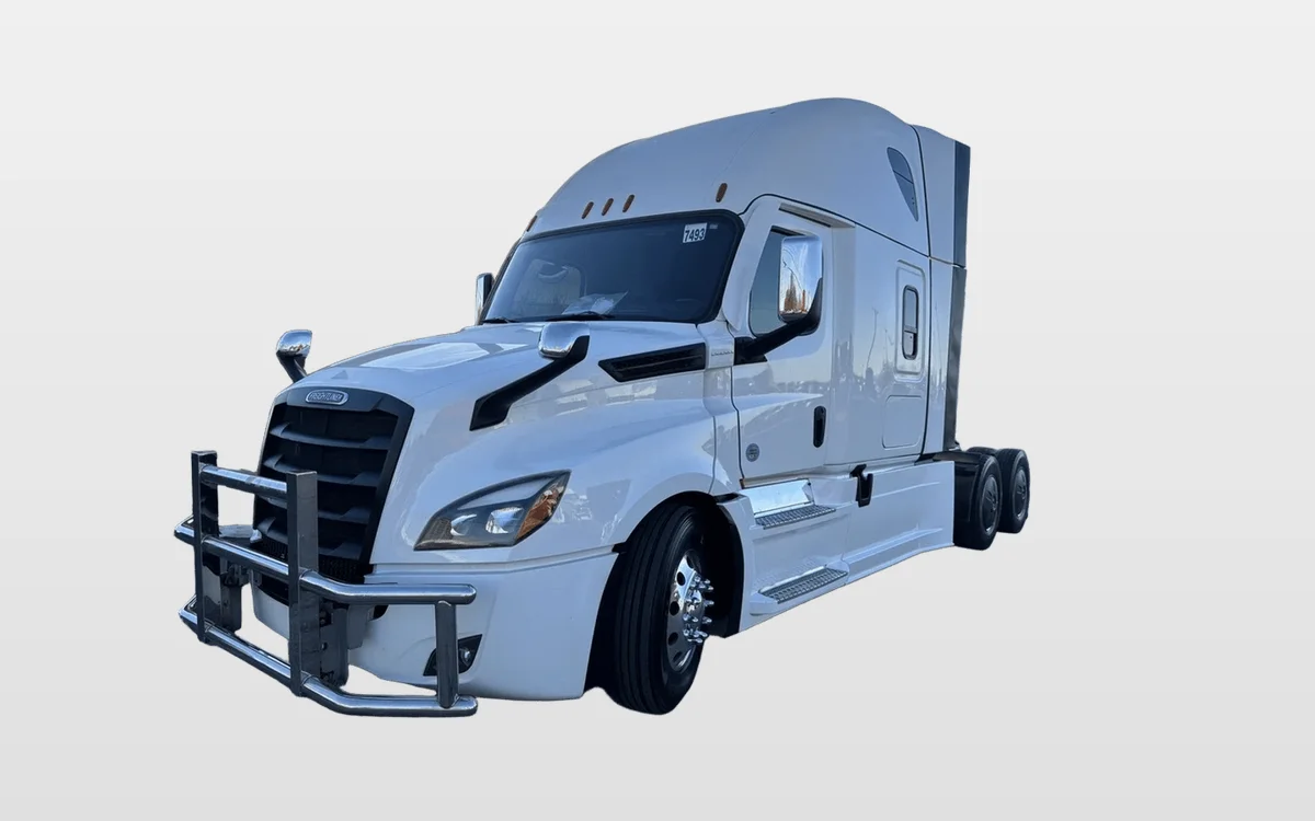 2024 Freightliner Cascadia - image 1