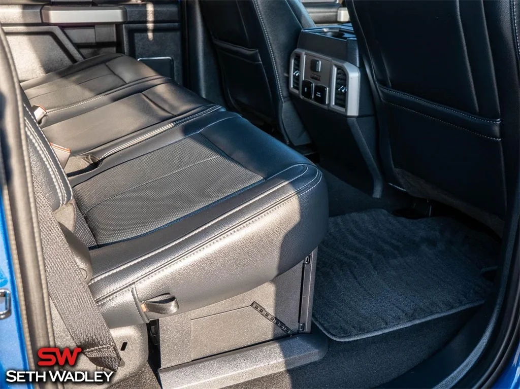 2022 Ford — photo 24