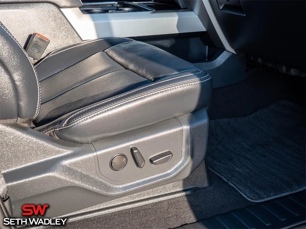 2022 Ford — photo 20