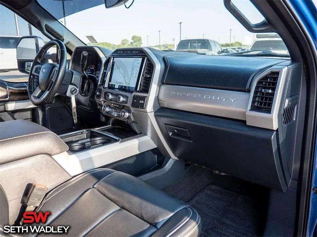 2022 Ford — photo 21