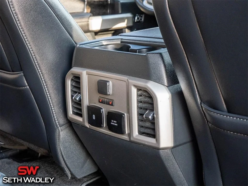 2022 Ford — photo 26