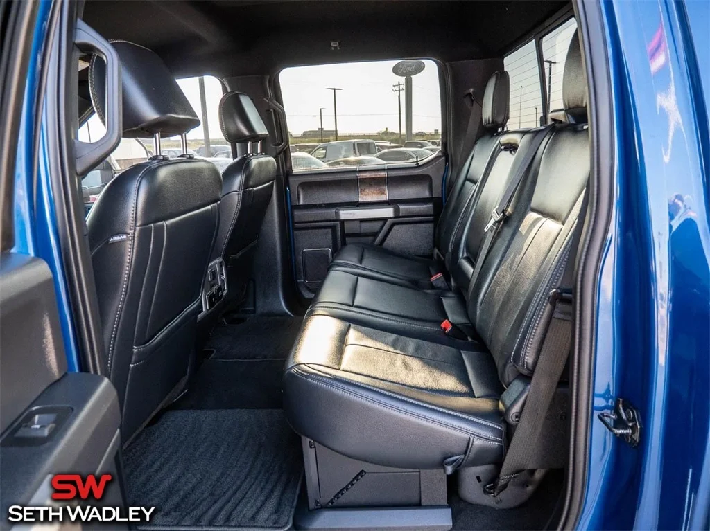 2022 Ford — photo 27
