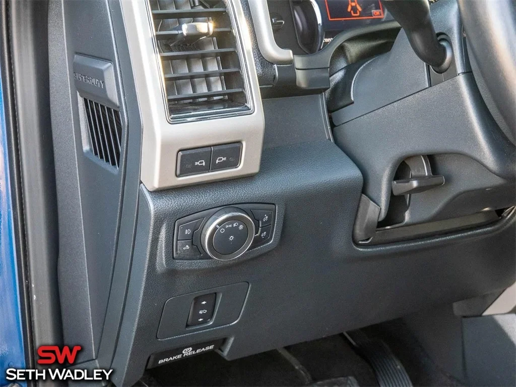 2022 Ford — photo 37